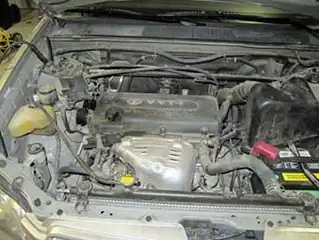 Automobile Jumper Cable Connections